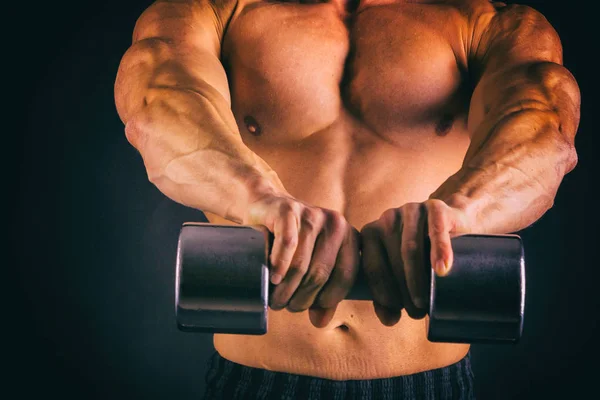 Healthy muscular young man — Stock Photo, Image