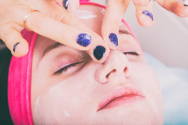 Cosmetische ingrepen in de spa. — Stockfoto