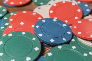 Kartlar poker fişleri, kart oyunu