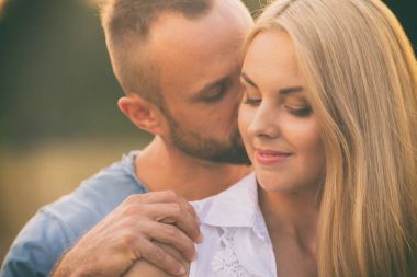 Seven çift bir alanda