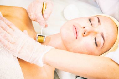 Kozmetik. Spa yordamı kıza.