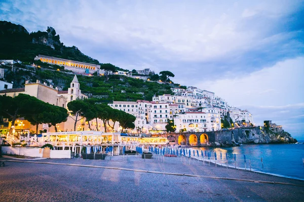 Amalfi, Italy - June 18, 2015: Amalfi coast — стоковое фото