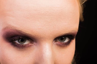 Seksi sarışın bir ceket