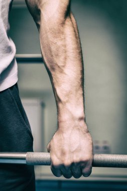 güçlü atletik el. Kilo kaybı ve fitness.