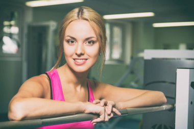 insanlar vasıl jimnastik salonu