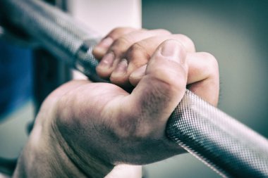 güçlü atletik el. Kilo kaybı ve fitness.