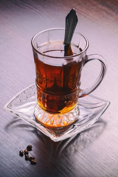 Una taza de té en la tableta — Foto de Stock