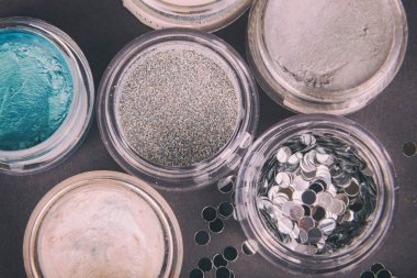 Makyaj için glitterers