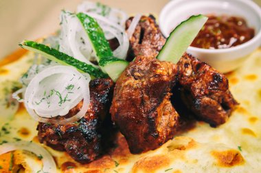 Kızarmış uskumru. Lezzetli yemekler.