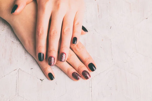 Cuidados com as unhas no spa — Fotografia de Stock