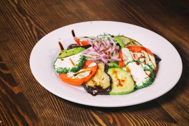 Lezzetli Sebze Salatalar. Lezzetli yemekler.