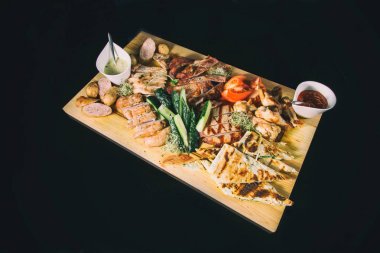 Çeşitli rosto et. Lezzetli yemekler.