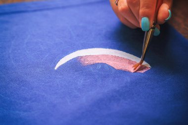 Çizim Tekstil üzerinde işlemek