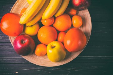 Masada meyve bulaşık