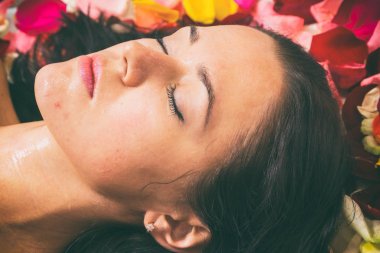 Yüz için kozmetik prosedürler