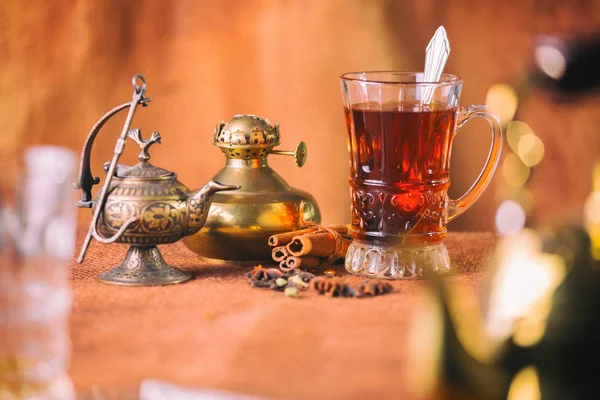 Tea ceremony in Arabic — Stock Photo, Image