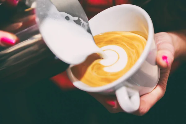 Making coffee is a delicious drink. — Stock Photo, Image