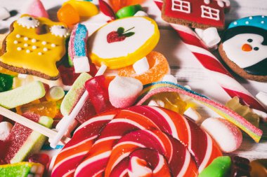 Arka plan ile çeşitli renkli şeker