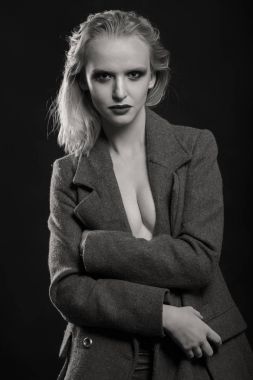 Yaratıcı makyaj ve saç