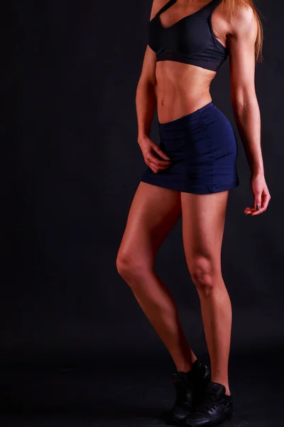 Kroppen vacker atletisk flicka — Stockfoto