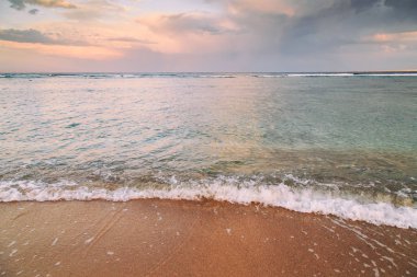 Kötü havada güzel deniz