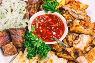 Soğuk kesim. Lezzetli yemekler.