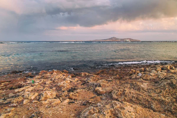 Kötü havada güzel deniz