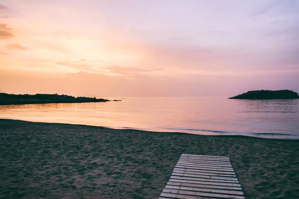 Gün batımında deniz