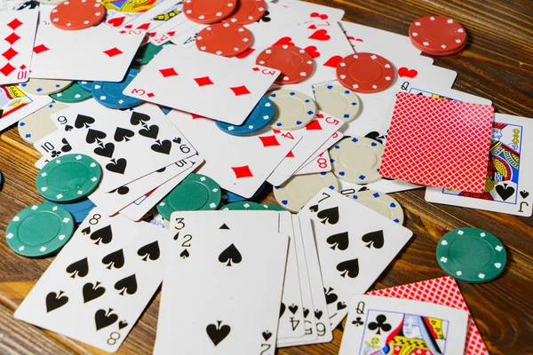 Antecedentes sobre o tema de jogar cartas e poker — Fotografia de Stock