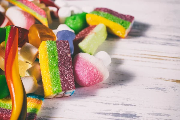 Arka plan ile çeşitli renkli şeker