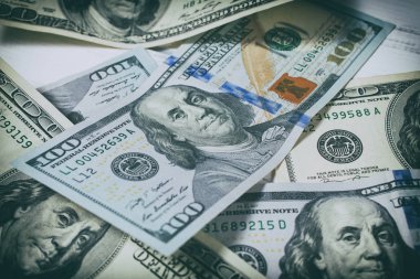 Yüz dolarlık banknotların arka planı