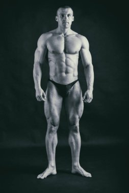 Eğitimli bir adam bir fitness Club