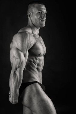 Eğitimli bir adam bir fitness Club