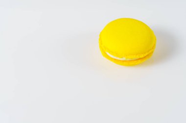 Masada çok renkli macaroons ..