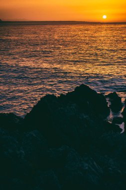 Girit sahil muhteşem günbatımı