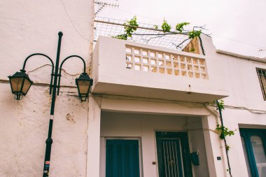 Pitoresk Yunan avlular, şehir manzaraları.