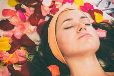 Kozmetik yüz tedavi