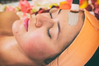 Yüz için kozmetik prosedürler