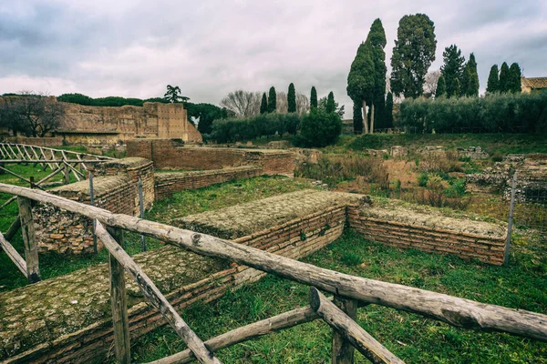 Prachtig uitzicht en architectuur van Rome — Stockfoto