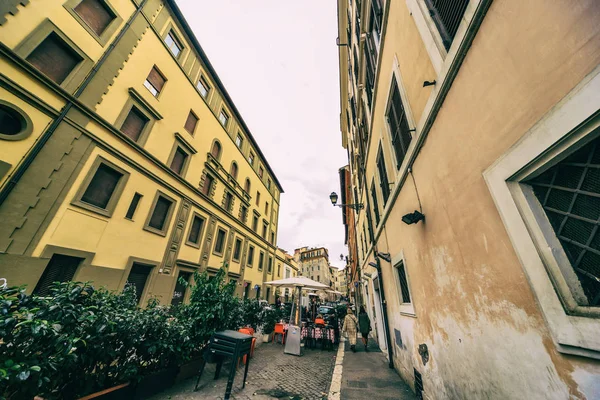 Hermosas vistas y arquitectura de Roma — Foto de Stock