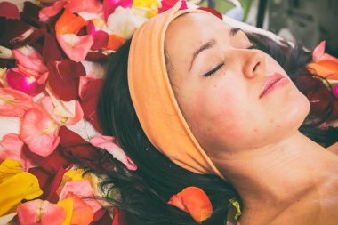 insanlar, güzellik, spa, kozmetik ve cilt bakım kavramı