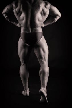 Güzel bir adam vücut pompalanır'ın. Vücut geliştirme kavramı