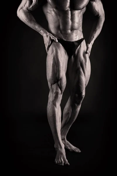 Muscular Athletic Bodybuilder Fitness Model — Stock Photo, Image