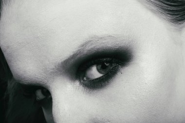 Güzel kadın göz yakın çekim, makyaj