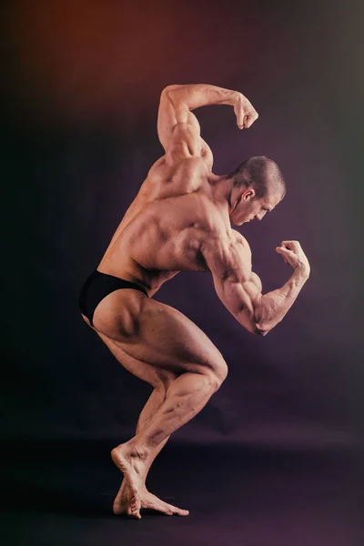 Cuerpo Masculino Muscular Resultados Ejercicios Culturismo — Foto de Stock