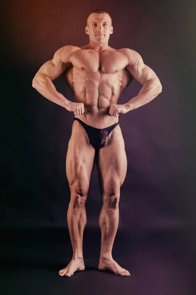 Corpo Maschile Muscolare Risultato Allenamenti Bodybuilding — Foto Stock