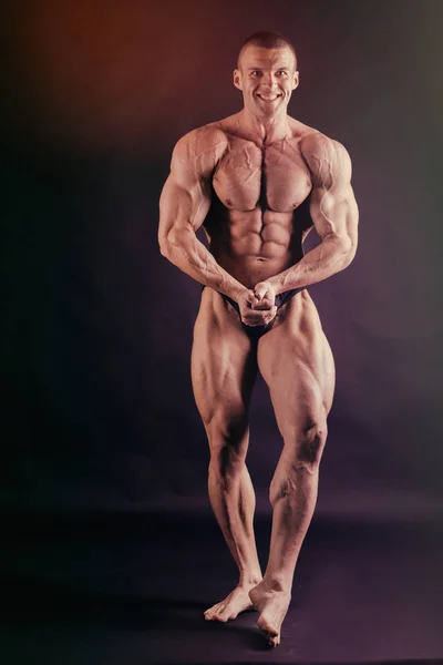 Cuerpo Masculino Muscular Resultados Ejercicios Culturismo — Foto de Stock