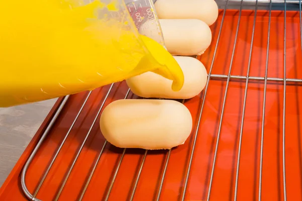 Preparación Pasteles Amarillos — Foto de Stock