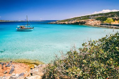 Muhteşem masmavi deniz fotoğraf