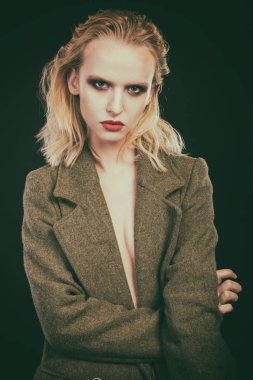 Zarif sarışın model fotoğraf